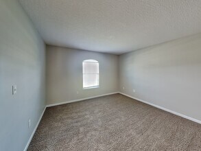 244 Bridgeport Ln in Elkton, FL - Building Photo - Building Photo