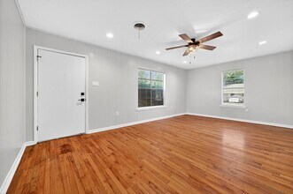 707 Carver St in Whitesboro, TX - Building Photo - Building Photo