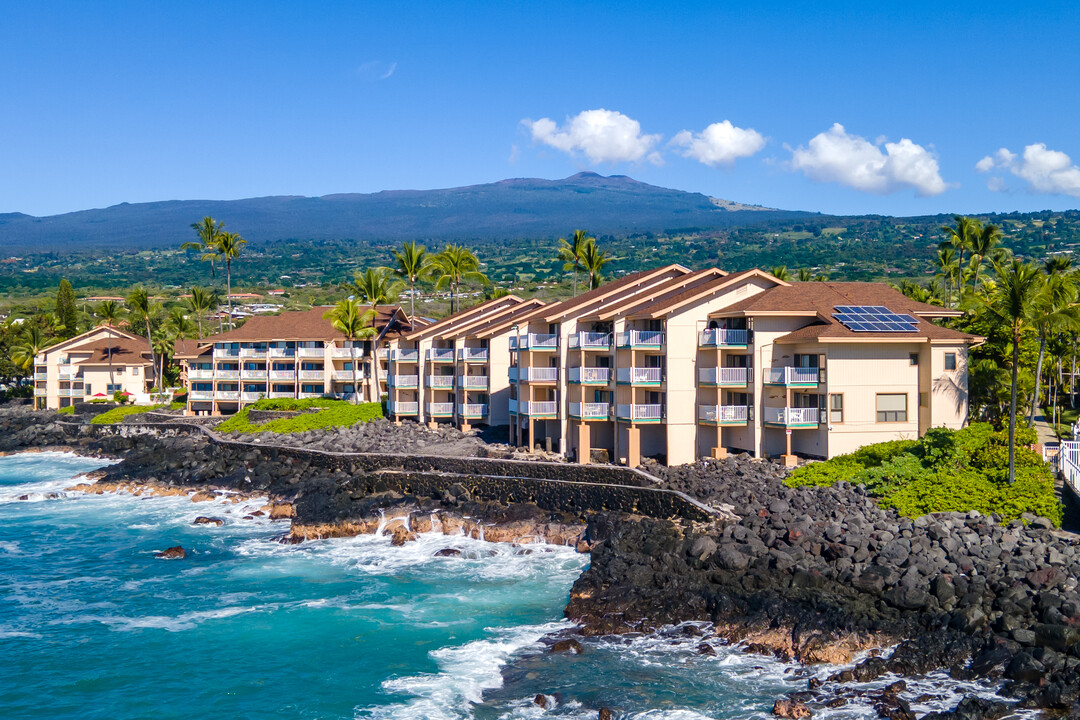 The Sea Village in Kailua Kona, HI - Foto de edificio