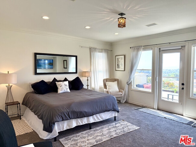 5 Marisol in Newport Beach, CA - Building Photo - Building Photo