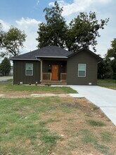 718 S 19th St in Temple, TX - Building Photo - Building Photo