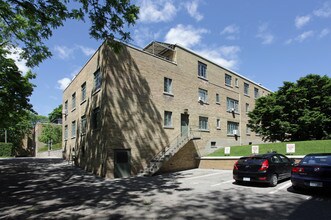 Montgomery Apartments in Toronto, ON - Building Photo - Building Photo