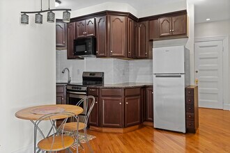 5 Arlington St, Unit #1 in Cambridge, MA - Building Photo - Building Photo
