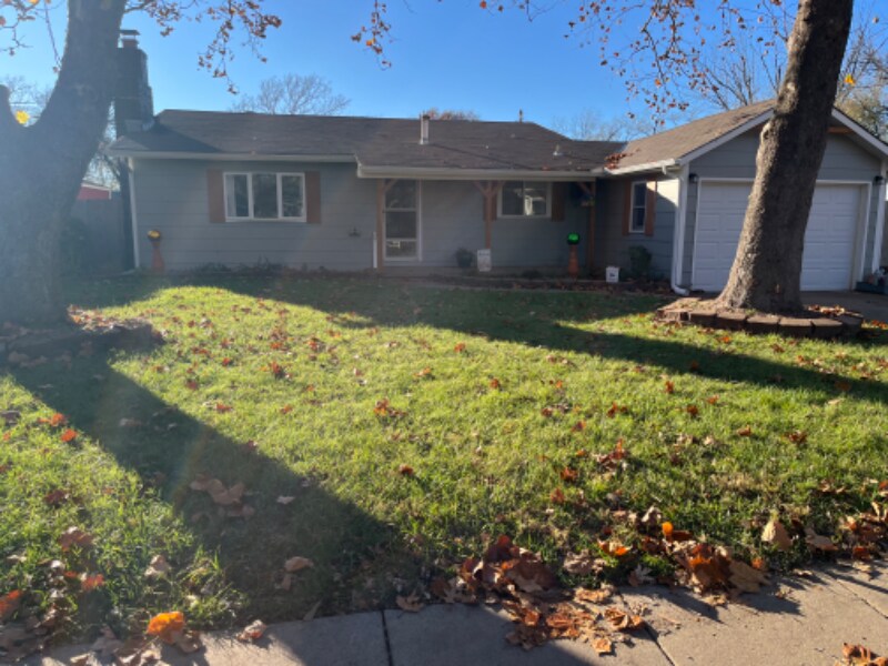 609 Edgewood Dr in Mulvane, KS - Foto de edificio