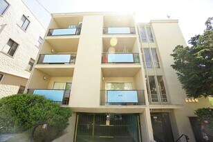 2028 Dwight Way in Berkeley, CA - Building Photo