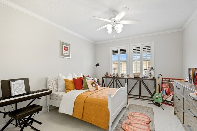 property at 1044 Memorial Village Dr