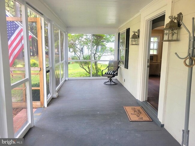 property at 905 Evergreen Ave