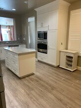 2080 Henderson Way in Lodi, CA - Building Photo - Building Photo