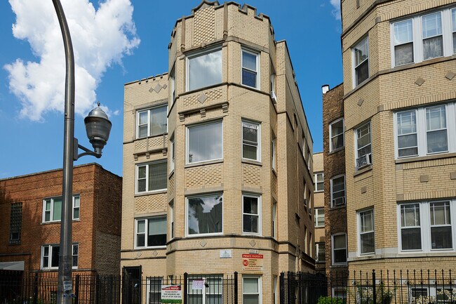 6333 N Francisco Ave in Chicago, IL - Building Photo - Building Photo