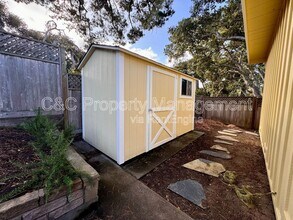 1319 Miles Ave in Pacific Grove, CA - Building Photo - Building Photo