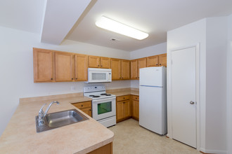 Chatterton Farms Apartments in Timonium, MD - Building Photo - Building Photo