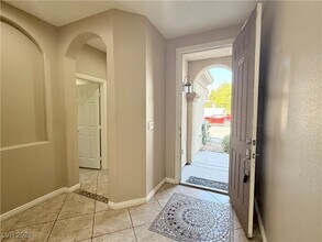 7929 Limestone Arch Ave in Las Vegas, NV - Building Photo - Building Photo