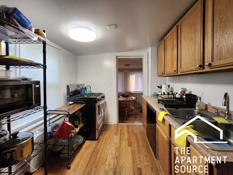 1014 Garnett Pl, Unit 2 in Evanston, IL - Building Photo