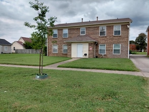 4401 Newport Rd in Louisville, KY - Building Photo - Building Photo