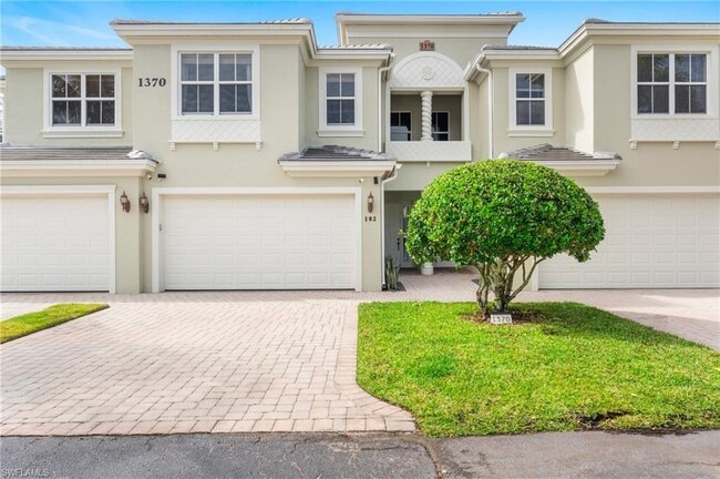 property at 1370 Mariposa Cir