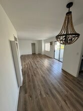 630 N Orlando Ave, Unit 4 in West Hollywood, CA - Building Photo - Building Photo