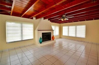 6515 SW 48th St in Miami, FL - Building Photo - Building Photo