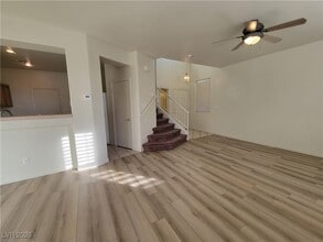 10957 Calistoga Springs Ct in Las Vegas, NV - Building Photo - Building Photo