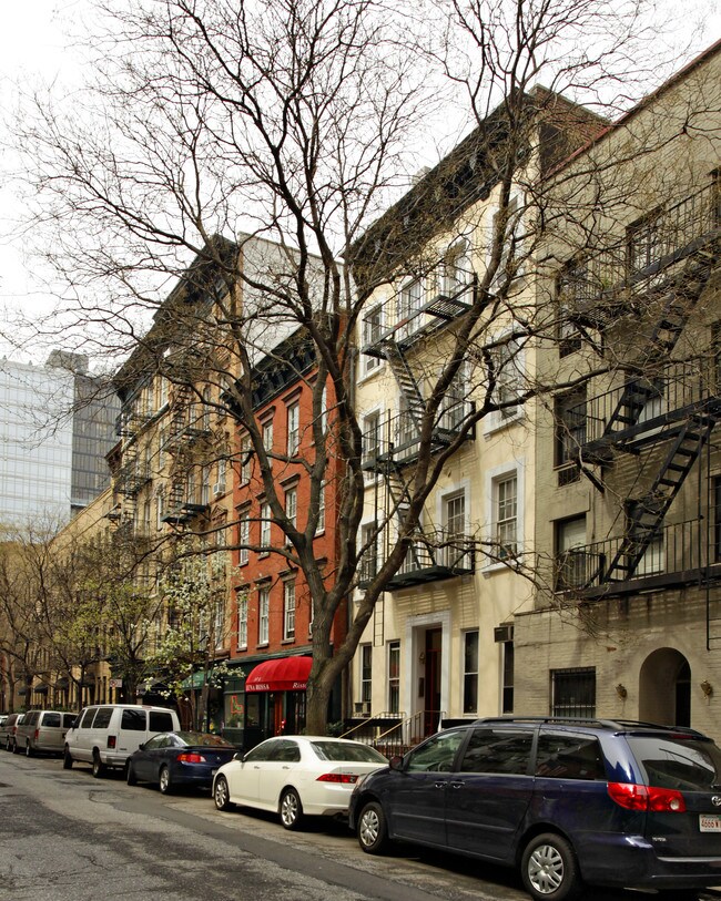 347 East 85th Street in New York, NY - Building Photo - Building Photo