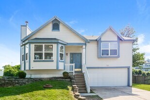 14368 Jamestown Bay Dr in Florissant, MO - Building Photo