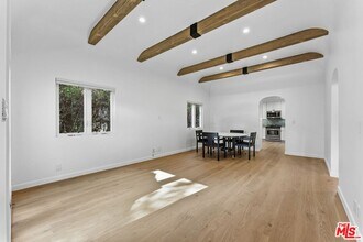 8833 Ashcroft Ave in West Hollywood, CA - Building Photo - Building Photo