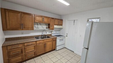4770 Cole St in West Palm Beach, FL - Building Photo - Building Photo