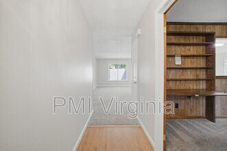 901 Vincent Ct in Virginia Beach, VA - Building Photo - Building Photo
