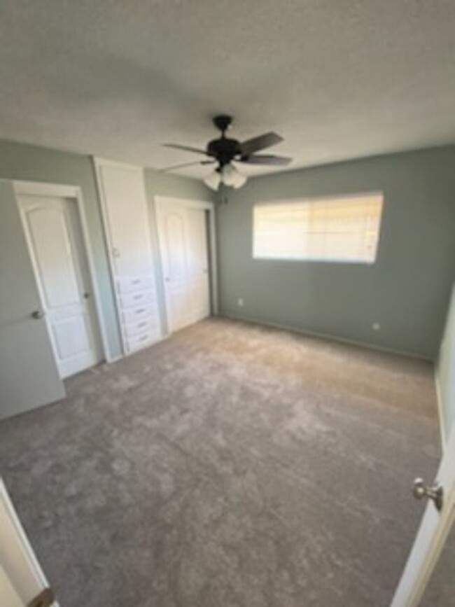 2761 Jenkins Rd in Bakersfield, CA - Building Photo - Building Photo