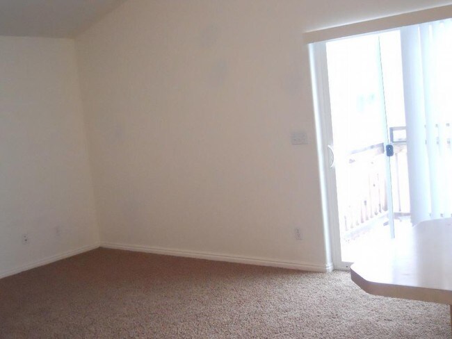 3693 Deloy Dr-Unit -B in Idaho Falls, ID - Building Photo - Building Photo