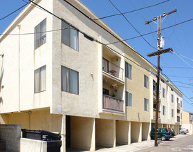 Georgia Palms Apartment Homes in San Diego, CA - Building Photo - Building Photo