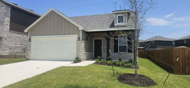 property at 2523 Carlow Ln