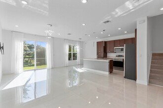 4352 Veleiros Ave in Lighthouse Point, FL - Building Photo - Building Photo