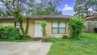 6750 NE 7th St in Ocala, FL - Building Photo