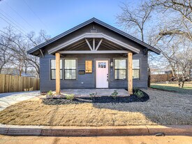 3215 N Francis Ave in Oklahoma City, OK - Building Photo