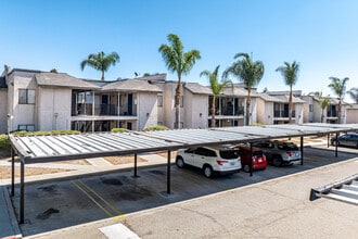 601 North East End Ave in Pomona, CA - Building Photo - Building Photo