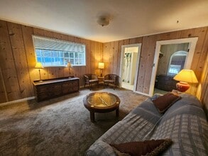 9180 Konocti Bay Rd in Kelseyville, CA - Building Photo - Building Photo