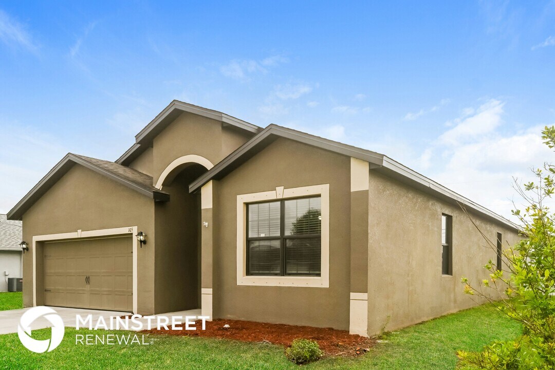 105 NE 7th Pl in Cape Coral, FL - Foto de edificio