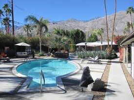 777 E San Lorenzo Rd, Unit 1 in Palm Springs, CA - Building Photo
