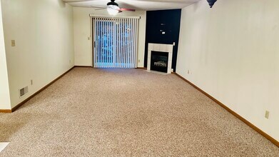 7345 Wallingford Way in Rockford, IL - Building Photo - Building Photo