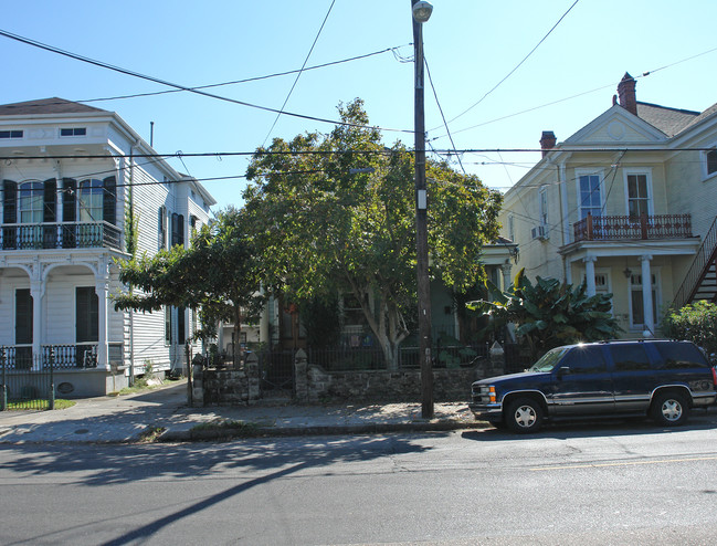 2358 Magazine St in New Orleans, LA - Building Photo - Building Photo