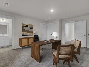 1046 Old Cypress Run in Hanahan, SC - Building Photo - Building Photo