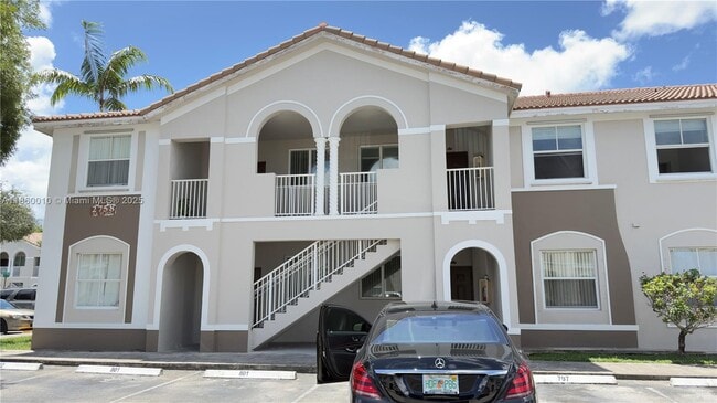 property at 2758 SE 17th Ave