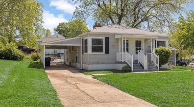 3536-3540 St Sebastian Ln in St. Ann, MO - Building Photo - Building Photo