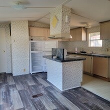926 Hollywood Dr in Hinesville, GA - Building Photo - Building Photo