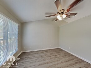 2912 Sylvester St in Raleigh, NC - Foto de edificio - Building Photo