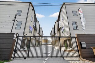 2109 Marnel Rd in Houston, TX - Building Photo