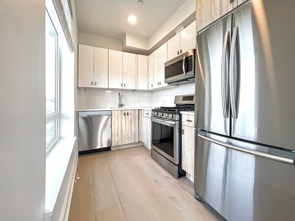 property at 917 Bennington St