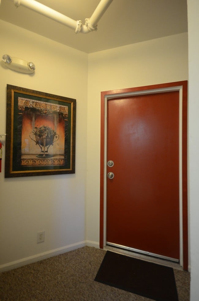 421 Northampton St, Unit #1 in Easton, PA - Foto de edificio - Building Photo