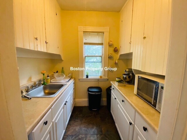 33 Stone Ave, Unit 1 in Somerville, MA - Building Photo - Building Photo