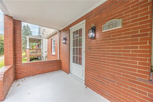 552 Stephens St in Ambridge, PA - Foto de edificio - Building Photo